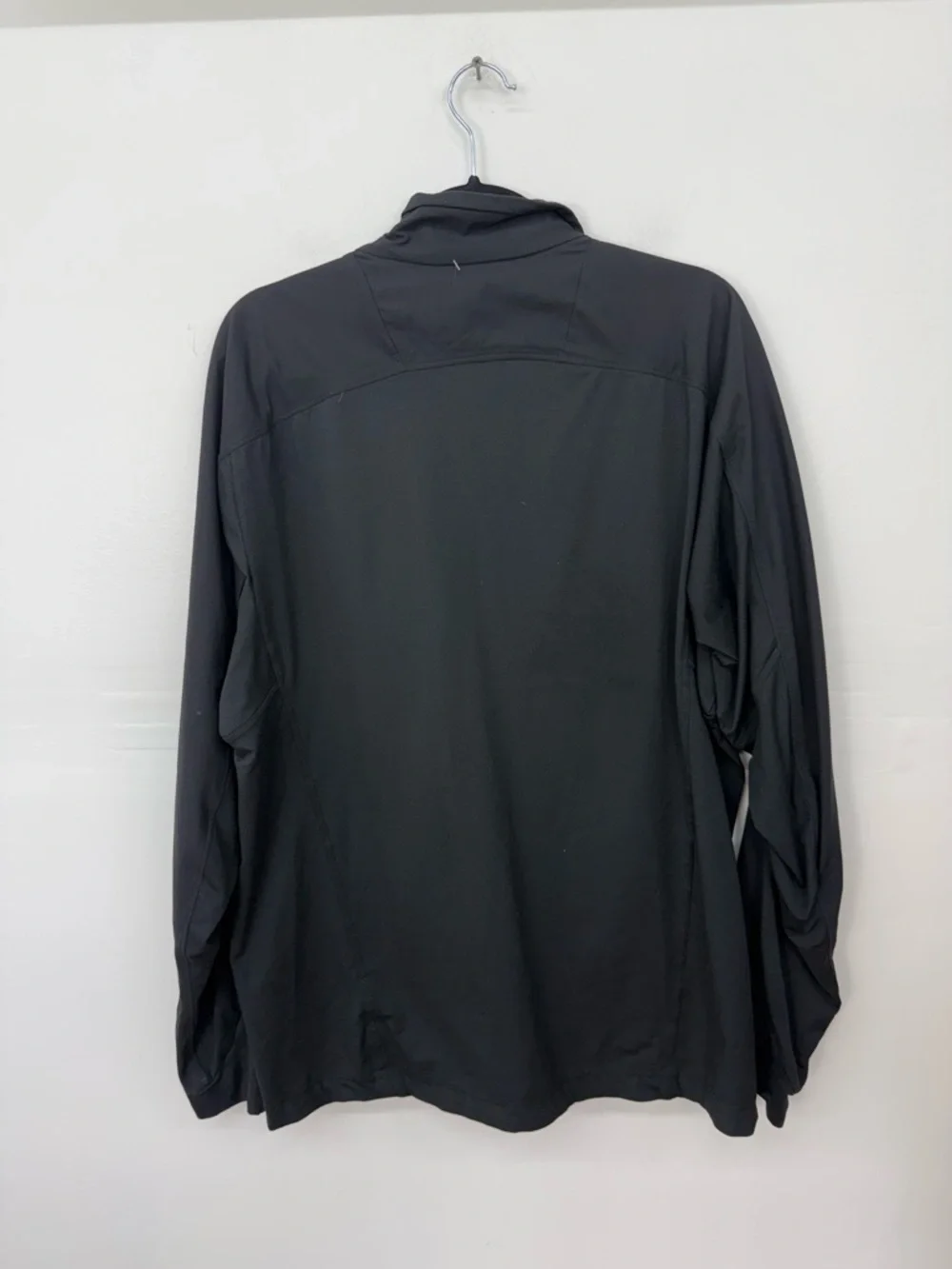 Arc'teryx Men's Black Full-Zip Lightweight Jacket Y7